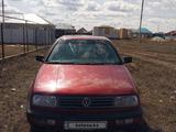 Volkswagen Vento 1994 годаfor1 100 000 тг. в Актобе – фото 5