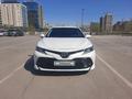 Toyota Camry 2018 года за 12 300 000 тг. в Астана – фото 3