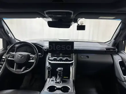 Toyota Land Cruiser Premium 2023 года за 50 700 000 тг. в Алматы – фото 8
