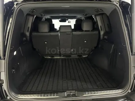 Toyota Land Cruiser Premium 2023 года за 50 700 000 тг. в Алматы – фото 10