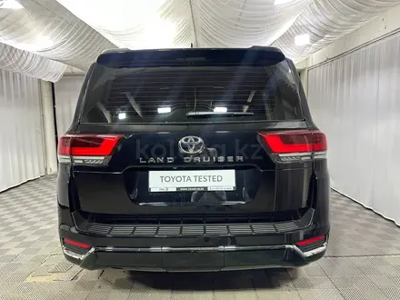 Toyota Land Cruiser Premium 2023 года за 50 700 000 тг. в Алматы – фото 4