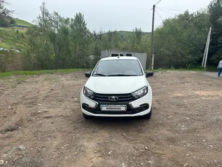 ВАЗ (Lada) Granta 2190 2020 года за 3 300 000 тг. в Алматы – фото 2