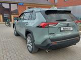 Toyota RAV4 2021 годаfor15 700 000 тг. в Уральск – фото 5