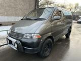 Toyota HiAce Regius 1995 годаfor7 200 000 тг. в Алматы