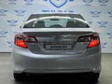 Toyota Camry 2014 годаүшін9 650 000 тг. в Шымкент – фото 4