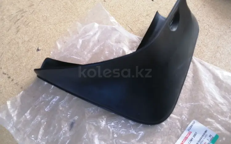 Брызговики камри 40 camry за 3 500 тг. в Астана