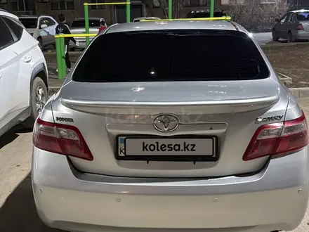 Toyota Camry 2007 года за 5 800 000 тг. в Актобе – фото 11