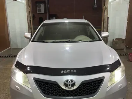 Toyota Camry 2007 года за 5 800 000 тг. в Актобе – фото 20