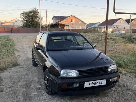 Volkswagen Golf 1992 года за 1 600 000 тг. в Атырау – фото 5