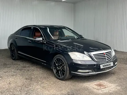 Mercedes-Benz S 500 2009 года за 8 344 000 тг. в Астана – фото 3