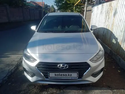 Hyundai Accent 2018 года за 7 600 000 тг. в Алматы