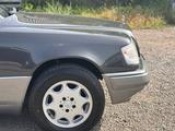 Mercedes-Benz E 220 1995 года за 2 200 000 тг. в Алматы – фото 4