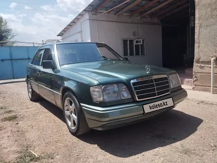 Mercedes-Benz E 220 1994 года за 2 400 000 тг. в Кулан – фото 14