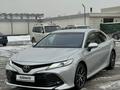 Toyota Camry 2018 годаүшін13 500 000 тг. в Алматы – фото 3