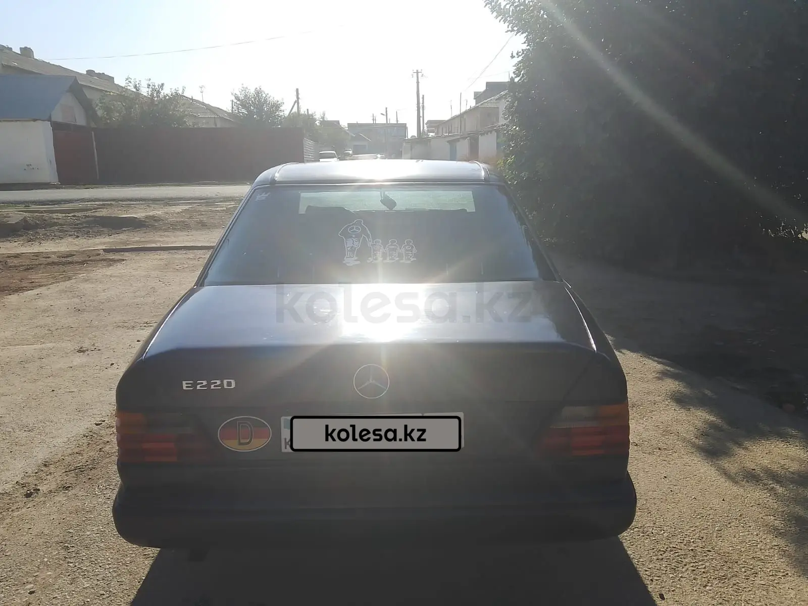 Mercedes-Benz E-Class, 1990