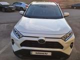 Toyota RAV4 2021 годаүшін13 800 000 тг. в Алматы – фото 3