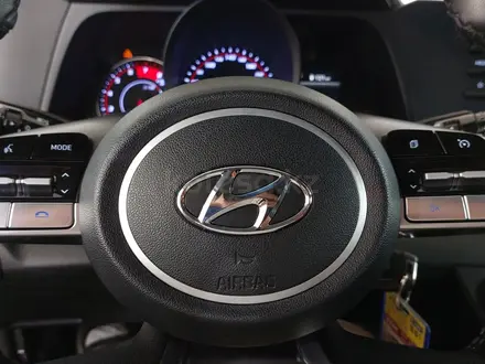 Hyundai Elantra 2023 года за 8 890 000 тг. в Шымкент – фото 18