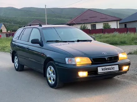 Toyota Carina E 1997 года за 2 100 000 тг. в Алматы