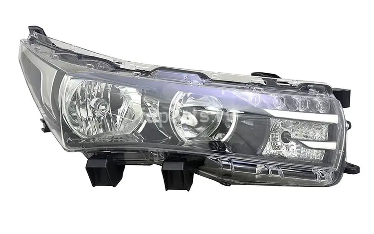 Фара передний Тойота Королла/Toyota Corolla 2015 за 42 000 тг. в Алматы