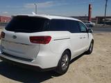 Kia Carnival 2018 года за 16 000 000 тг. в Астана – фото 4