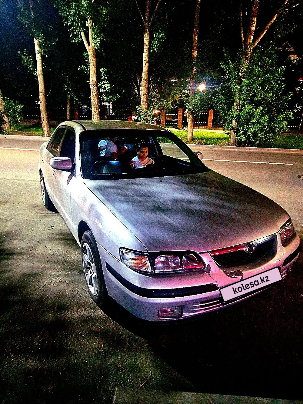 Mazda 626, 1998