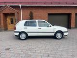 Volkswagen Golf 1993 годаүшін2 000 000 тг. в Тараз