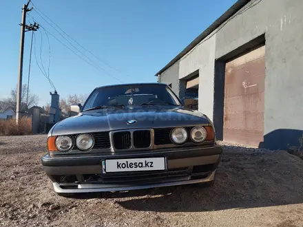 BMW 520 1990 года за 1 600 000 тг. в Ботакара – фото 5