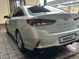 Hyundai Sonata 2017 года за 8 500 000 тг. в Шымкент – фото 4