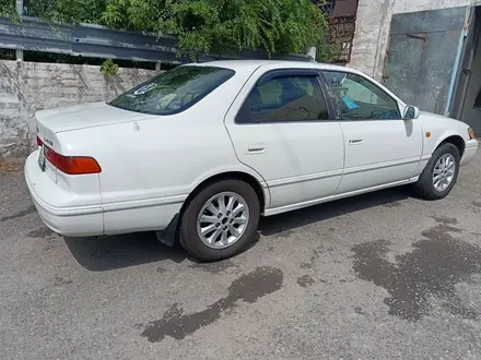 Toyota Camry 1998 года за 3 000 000 тг. в Павлодар – фото 6