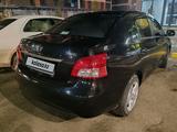 Toyota Yaris 2009 года за 4 400 000 тг. в Петропавловск – фото 2