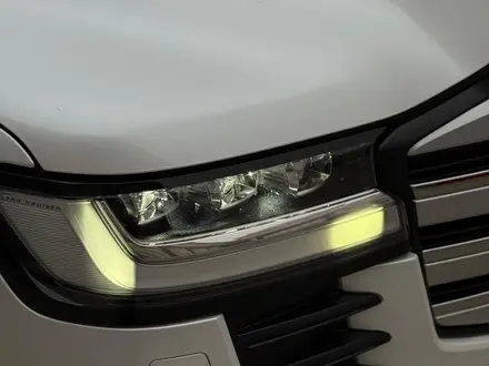 Toyota Land Cruiser 2023 года за 57 000 000 тг. в Алматы – фото 4
