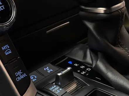 Toyota Land Cruiser 2023 года за 57 000 000 тг. в Алматы – фото 5