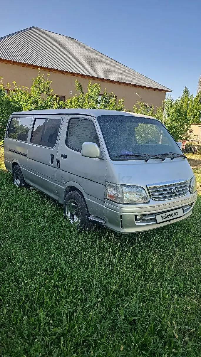 Toyota HiAce, 2007