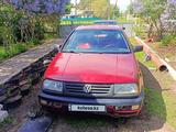 Volkswagen Vento 1996 годаfor1 200 000 тг. в Астана – фото 5