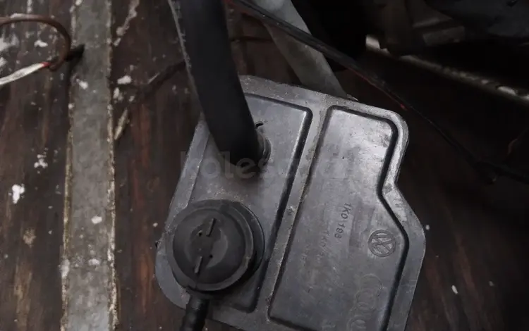 Абсорберы, Бачки абсорберов Audi за 10 000 тг. в Алматы