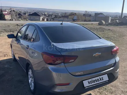 Chevrolet Onix 2023 года за 4 400 000 тг. в Алматы – фото 4