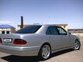 Mercedes-Benz E 320 2001 года за 5 500 000 тг. в Жанаозен – фото 17