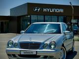 Mercedes-Benz E 320 2001 годаfor5 500 000 тг. в Жанаозен
