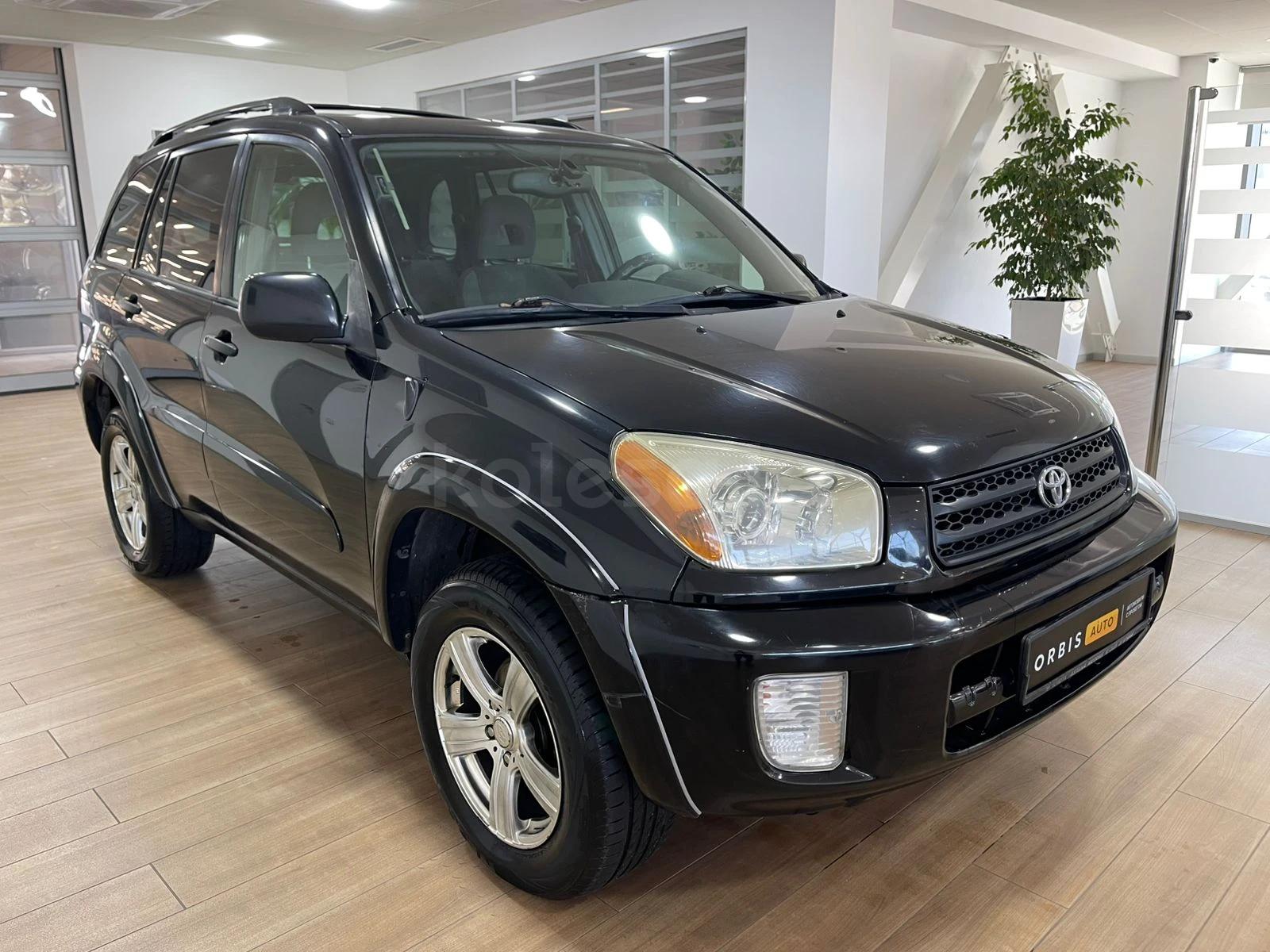 Toyota RAV4 2002 г.