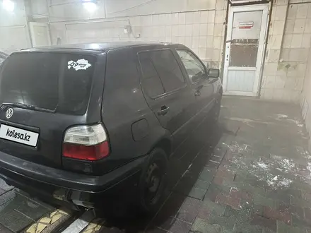 Volkswagen Golf 1993 года за 1 500 000 тг. в Караганда – фото 3