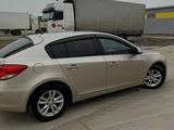 Chevrolet Cruze 2013 года за 4 200 000 тг. в Атырау – фото 2