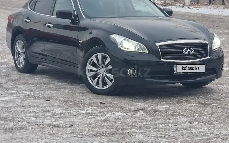 Infiniti Q70 2014 года за 11 700 000 тг. в Экибастуз