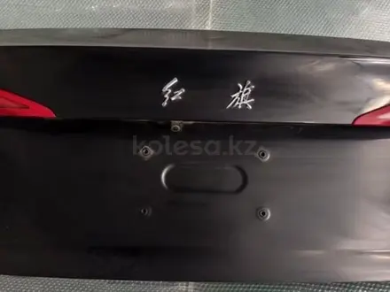 Крышка багажника hongqi e-qm5 за 150 000 тг. в Алматы