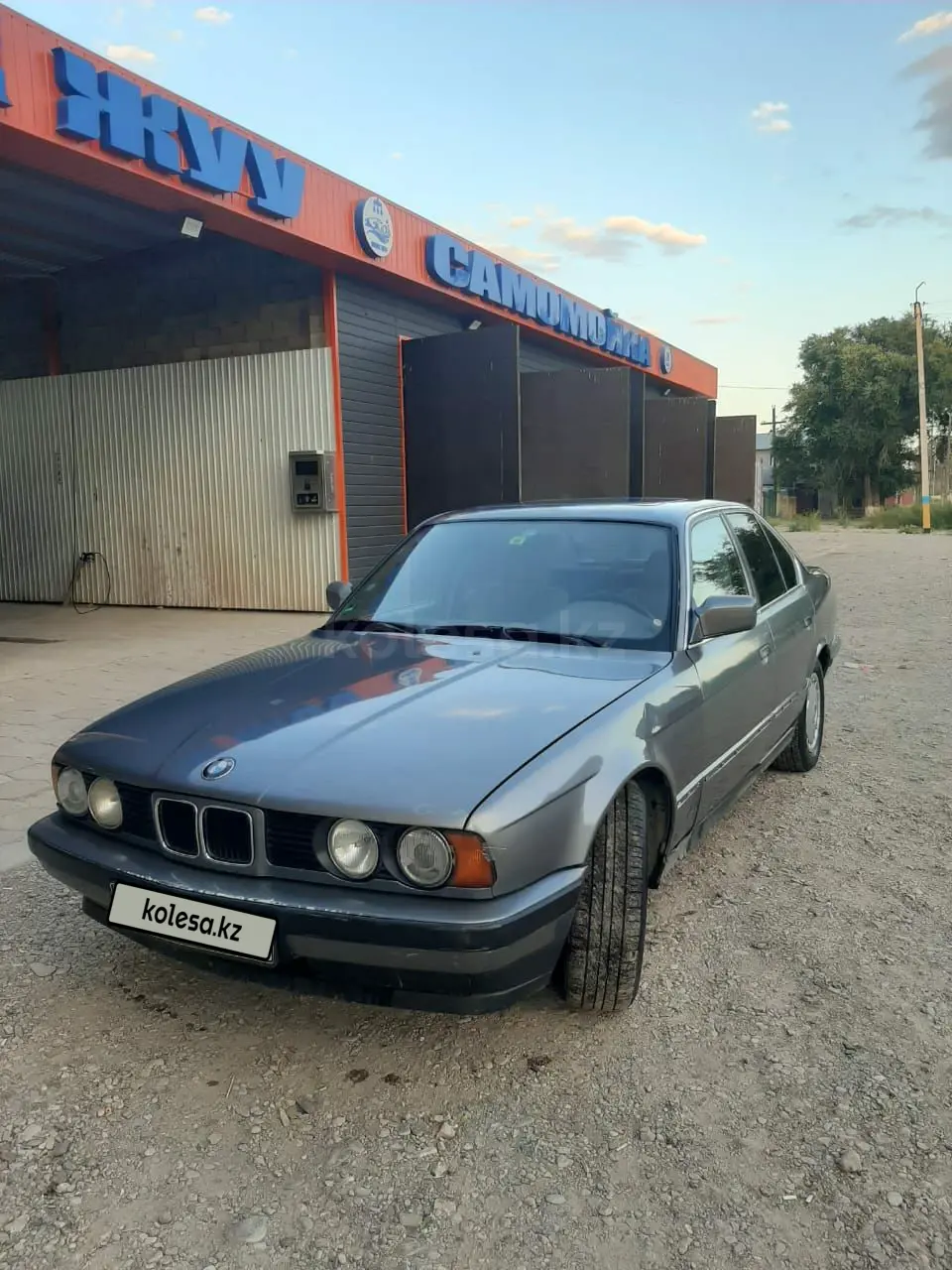 BMW 5 Series, 1990