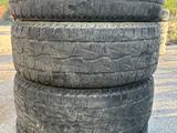 Шины 265/65R17 (4шт) за 30 000 тг. в Актау
