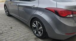 Hyundai Elantra 2014 годаүшін7 700 000 тг. в Актау – фото 5