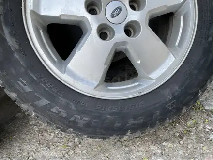 Летняя резина на дисках.215.65.16 за 150 000 тг. в Алматы – фото 5