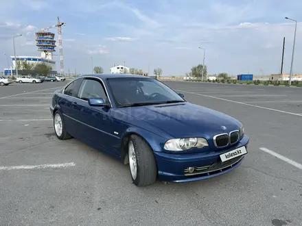 BMW 330 2000 года за 7 500 000 тг. в Алматы