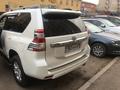 Накладки хром сабля на заднюю крышку багажника Prado 150 с 2009 по 2018 за 8 000 тг. в Астана – фото 3