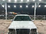 Mercedes-Benz E 280 1993 года за 2 500 000 тг. в Шымкент